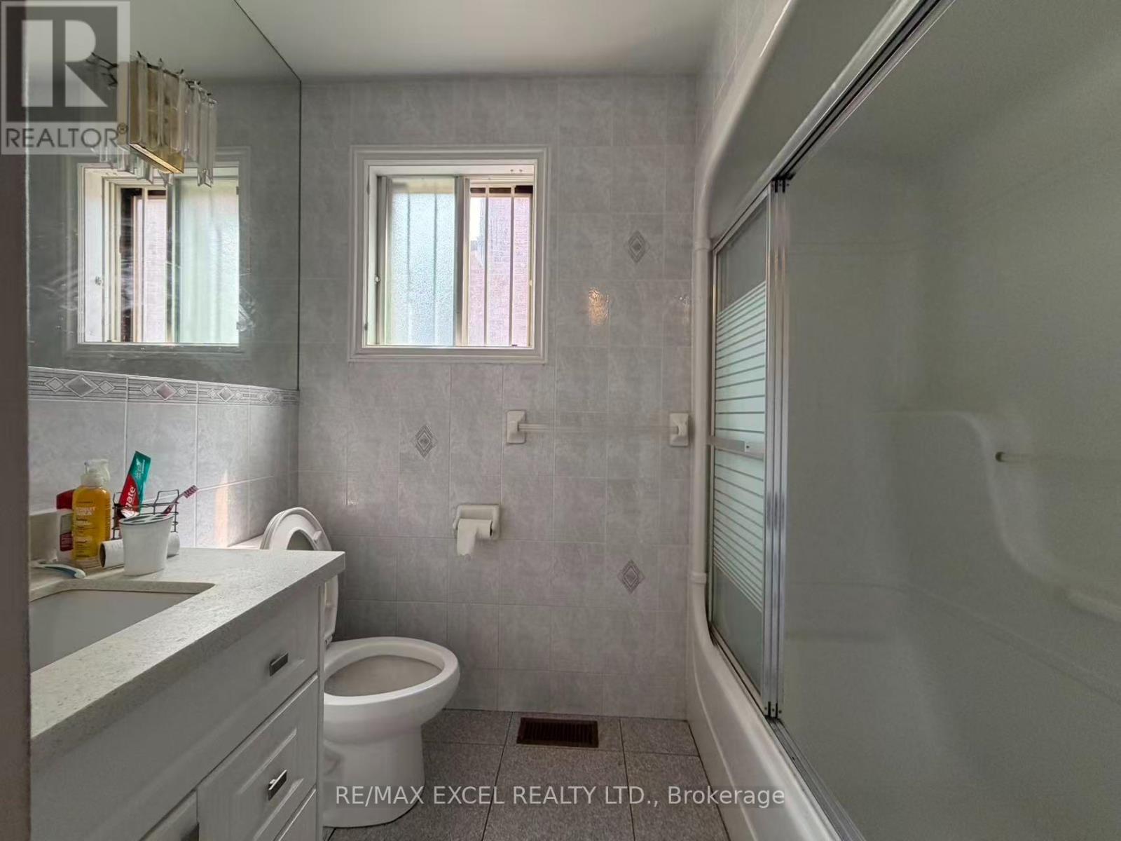 Upper - 56 Leafield Drive, Toronto, Ontario  M1W 2T2 - Photo 21 - E13724504