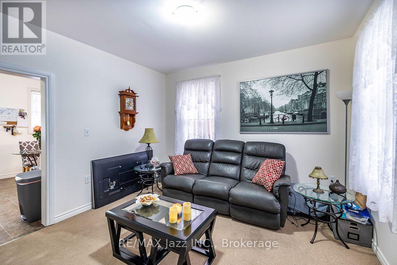 97 Adelaide Avenue E, Oshawa, Ontario  L1G 1Z2 - Photo 22 - E13733472