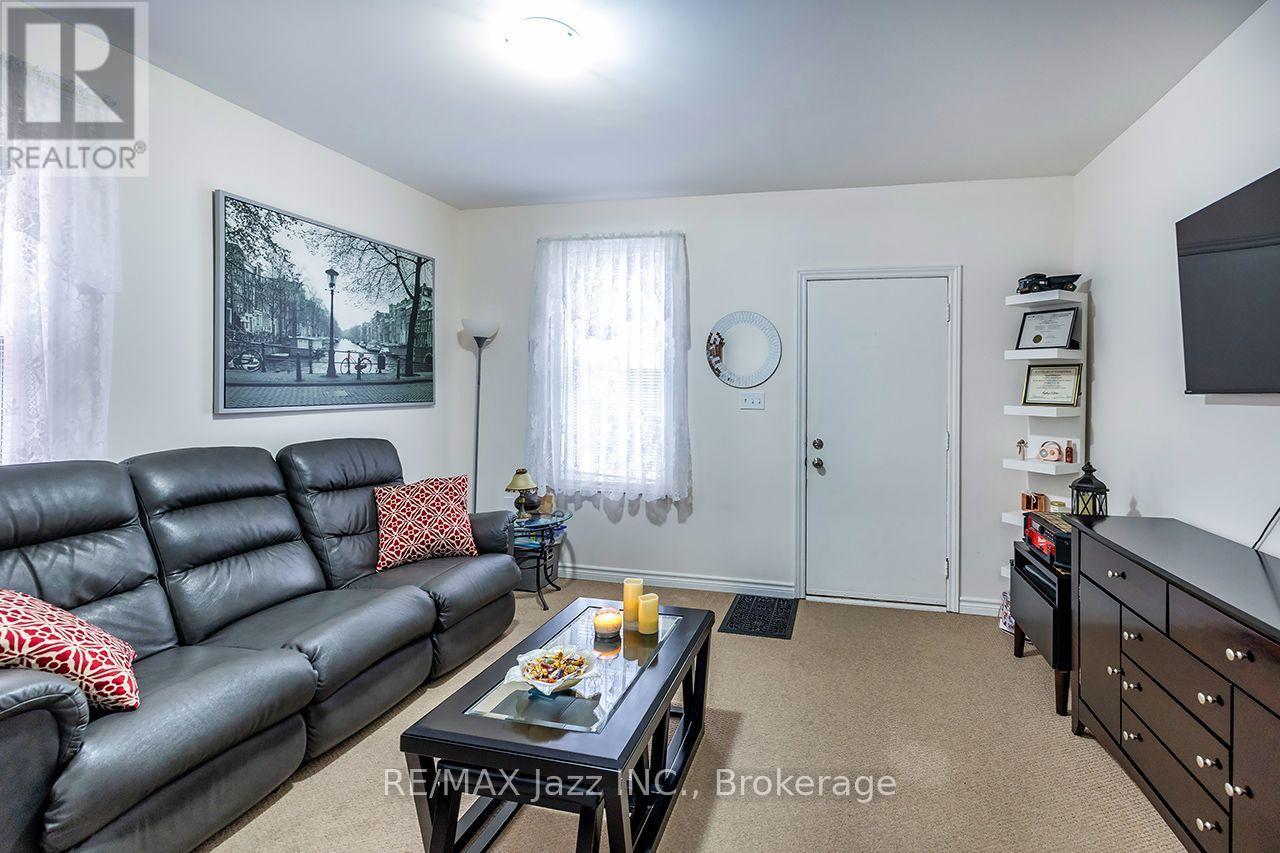 97 Adelaide Avenue E, Oshawa, Ontario  L1G 1Z2 - Photo 23 - E13733472