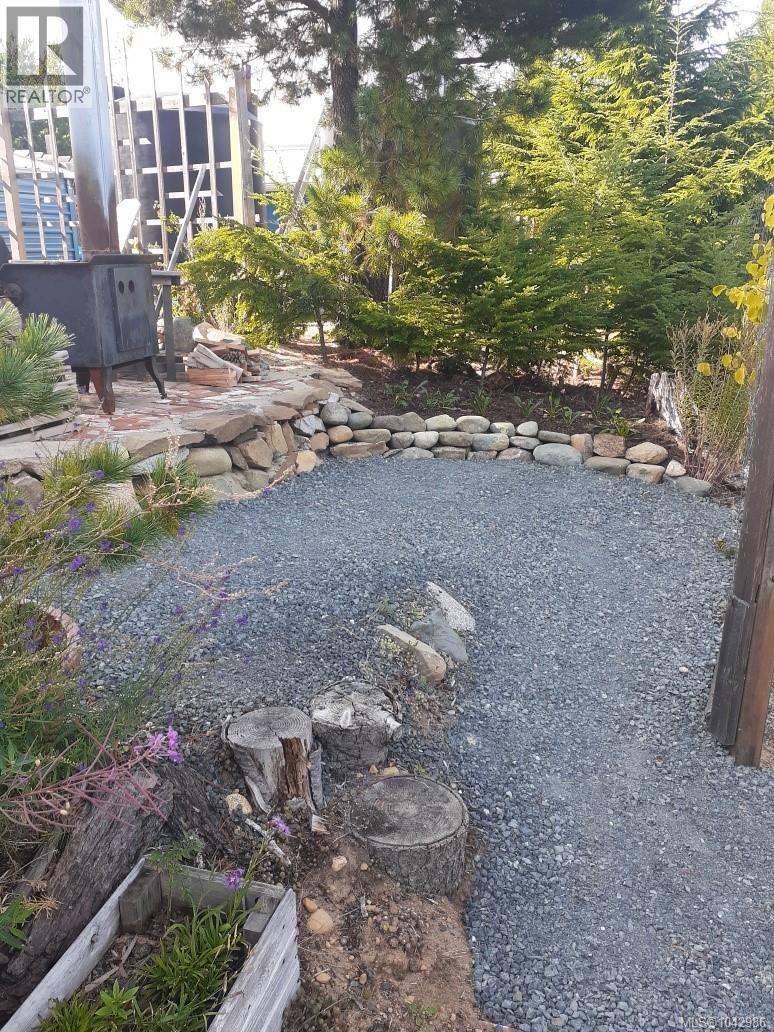 4150 Pinecrest Rd, Denman Island, British Columbia  V0R 1T0 - Photo 37 - 1042986