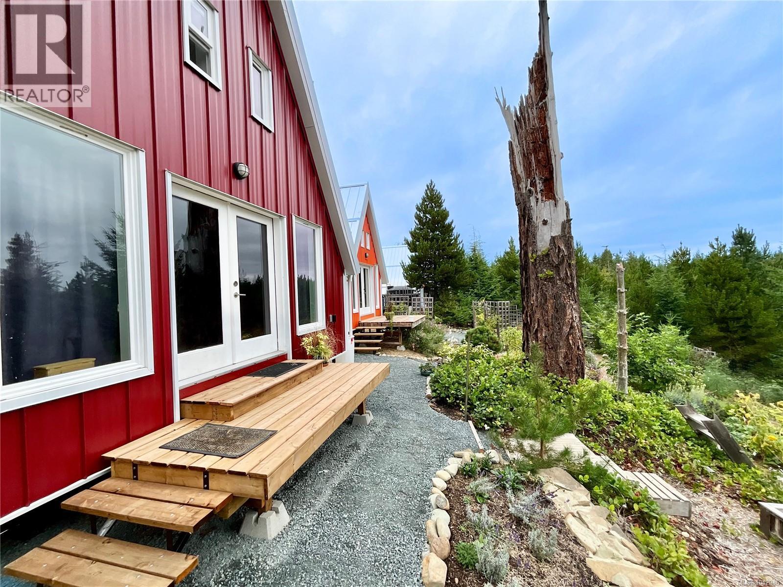4150 Pinecrest Rd, Denman Island, British Columbia  V0R 1T0 - Photo 36 - 1042986