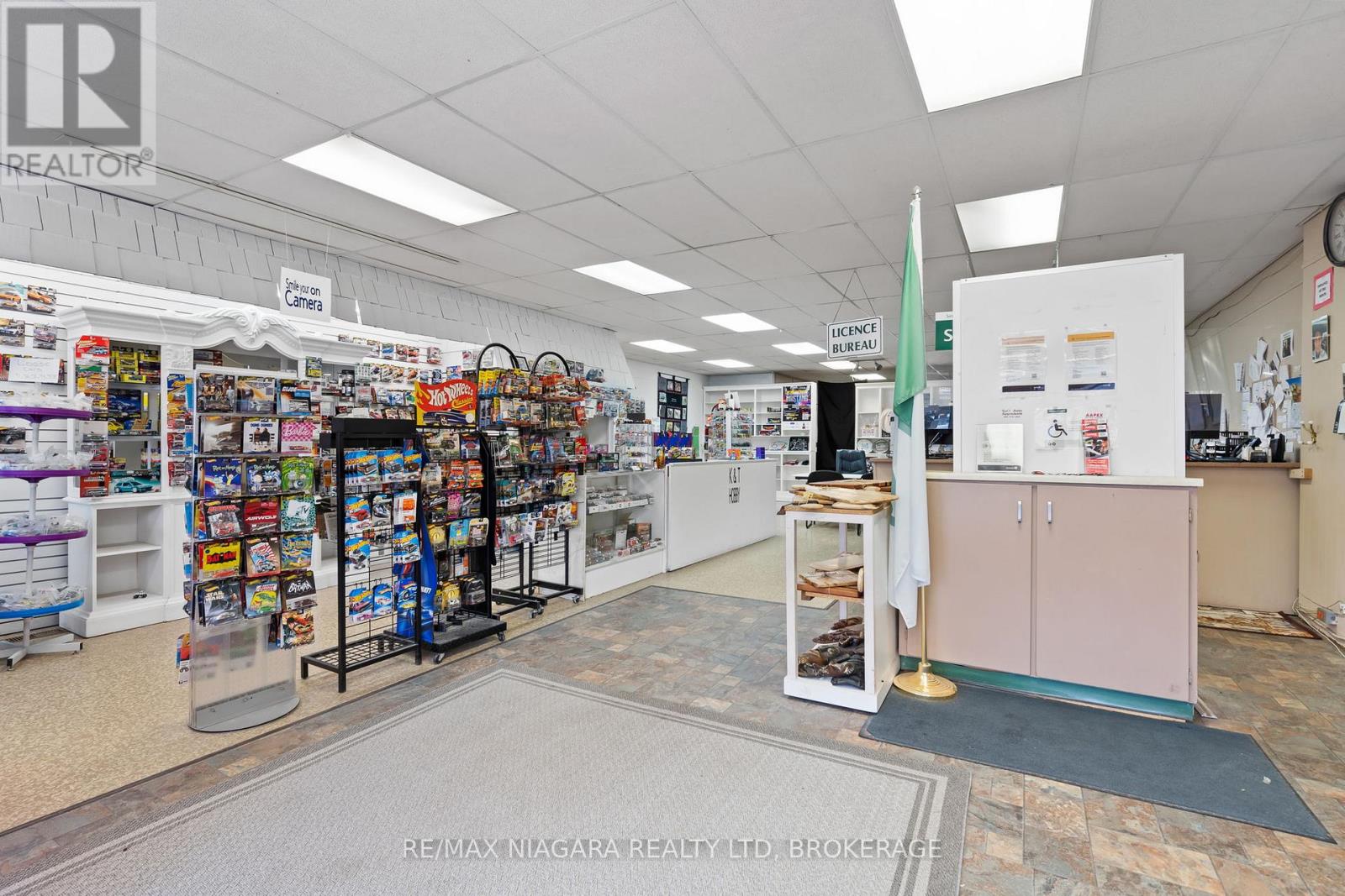 216 King Street, Port Colborne, Ontario  L3K 4G7 - Photo 11 - X13733490