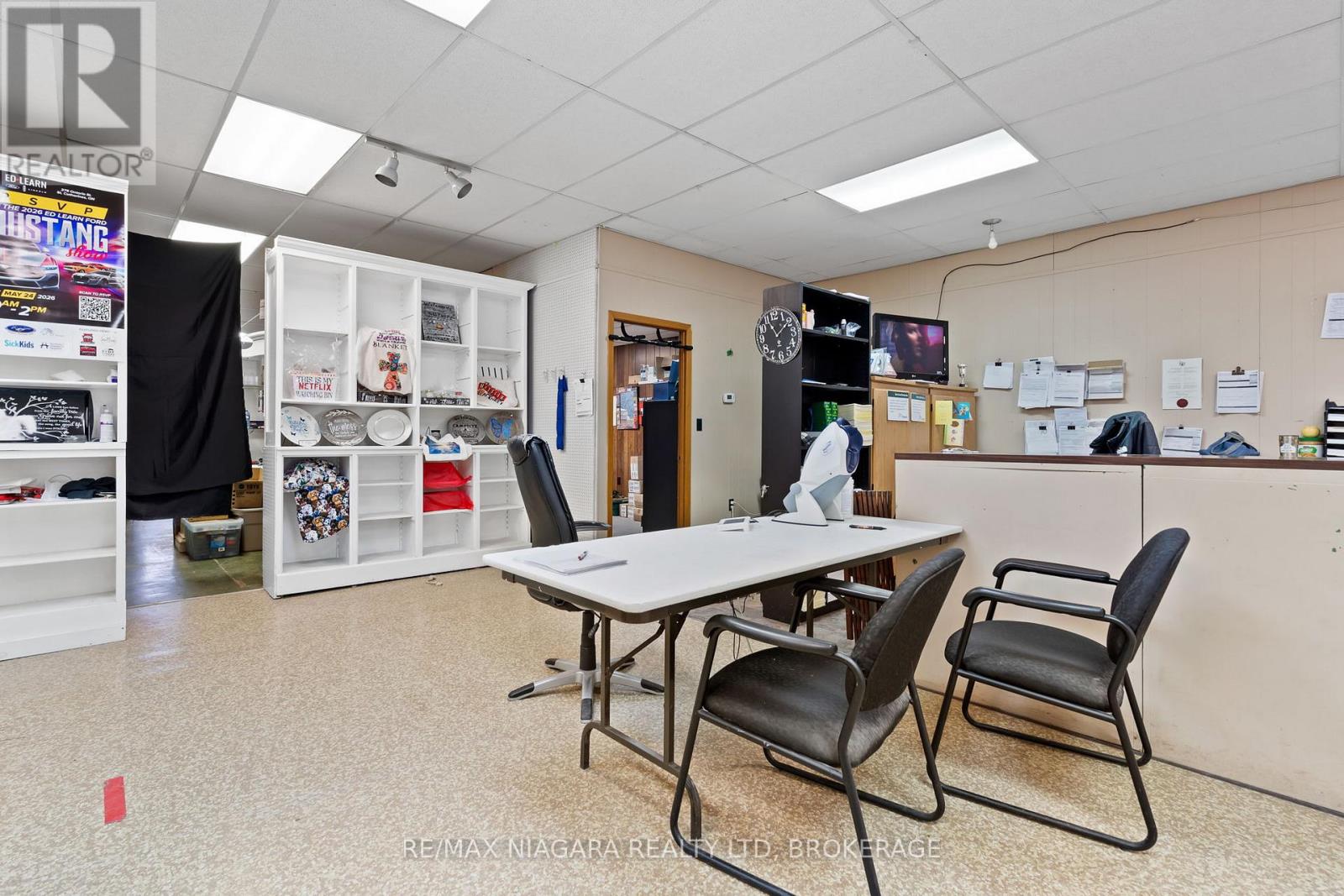 216 King Street, Port Colborne, Ontario  L3K 4G7 - Photo 9 - X13733490