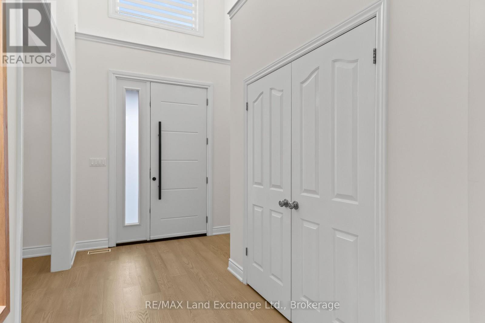 849 Sumpton Street, Saugeen Shores, Ontario  N0H 2C2 - Photo 11 - X13731622