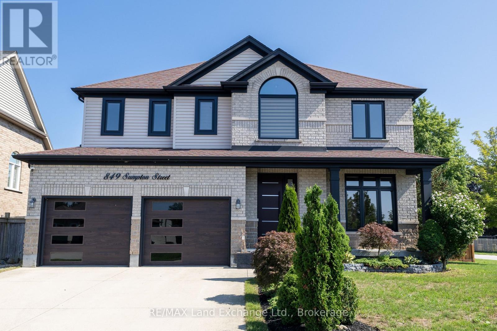 849 Sumpton Street, Saugeen Shores, Ontario  N0H 2C2 - Photo 9 - X13731622