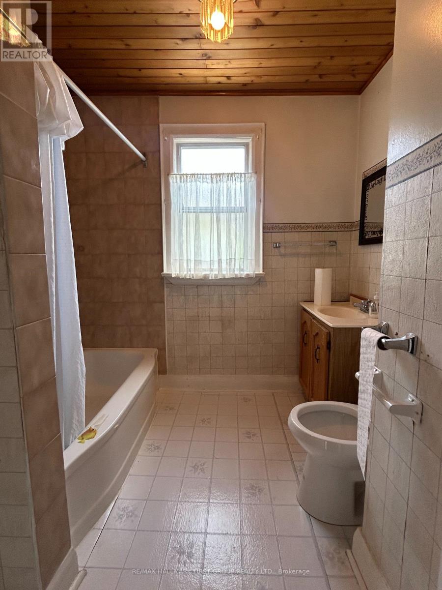 917 Green Street, Whitby, Ontario  L1N 4G4 - Photo 13 - E13733482