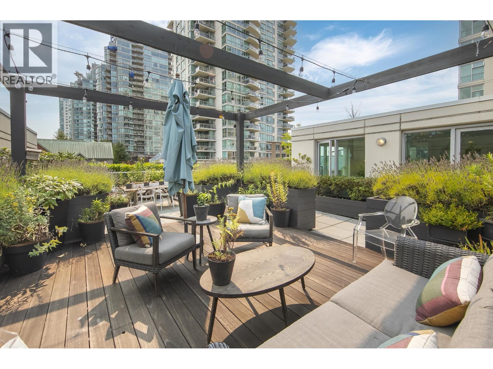 306 125 Milross Avenue, Vancouver, British Columbia  V6A 0A1 - Photo 3 - R3160457