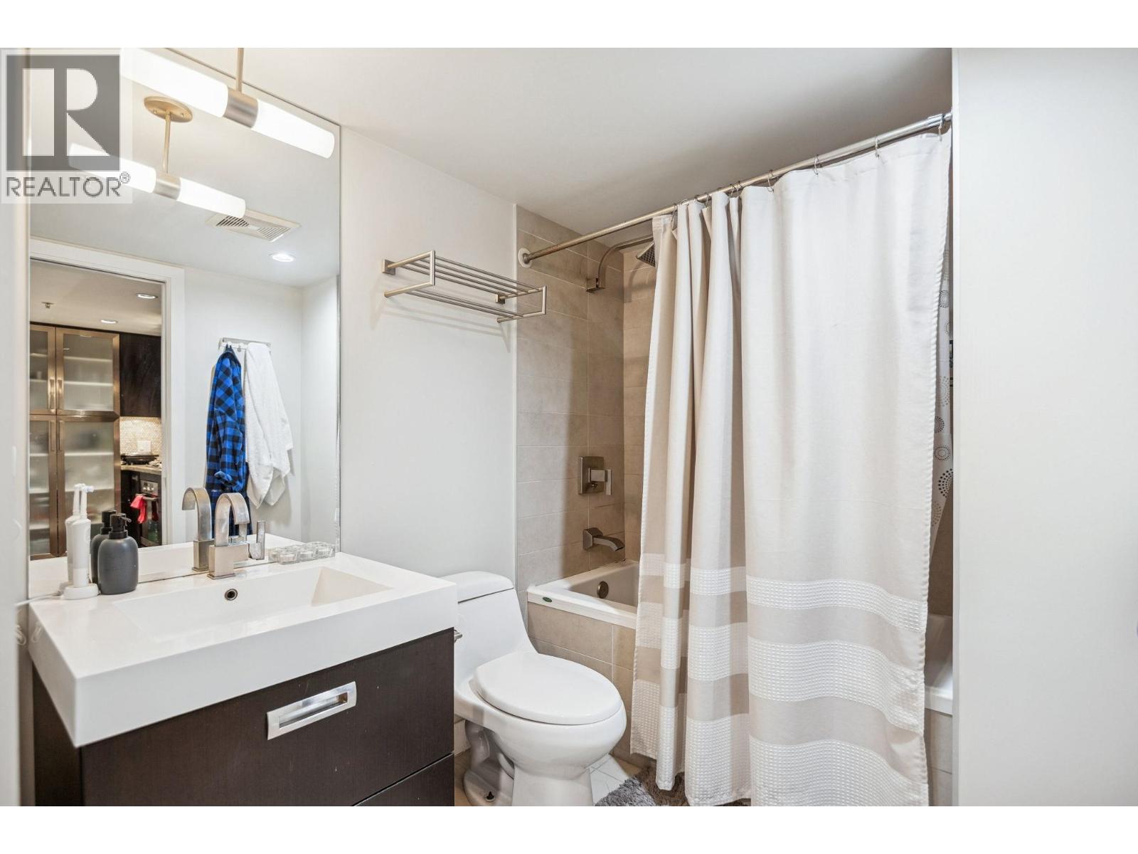 301 1055 Richards Street, Vancouver, British Columbia  V6B 0C2 - Photo 15 - R3160463