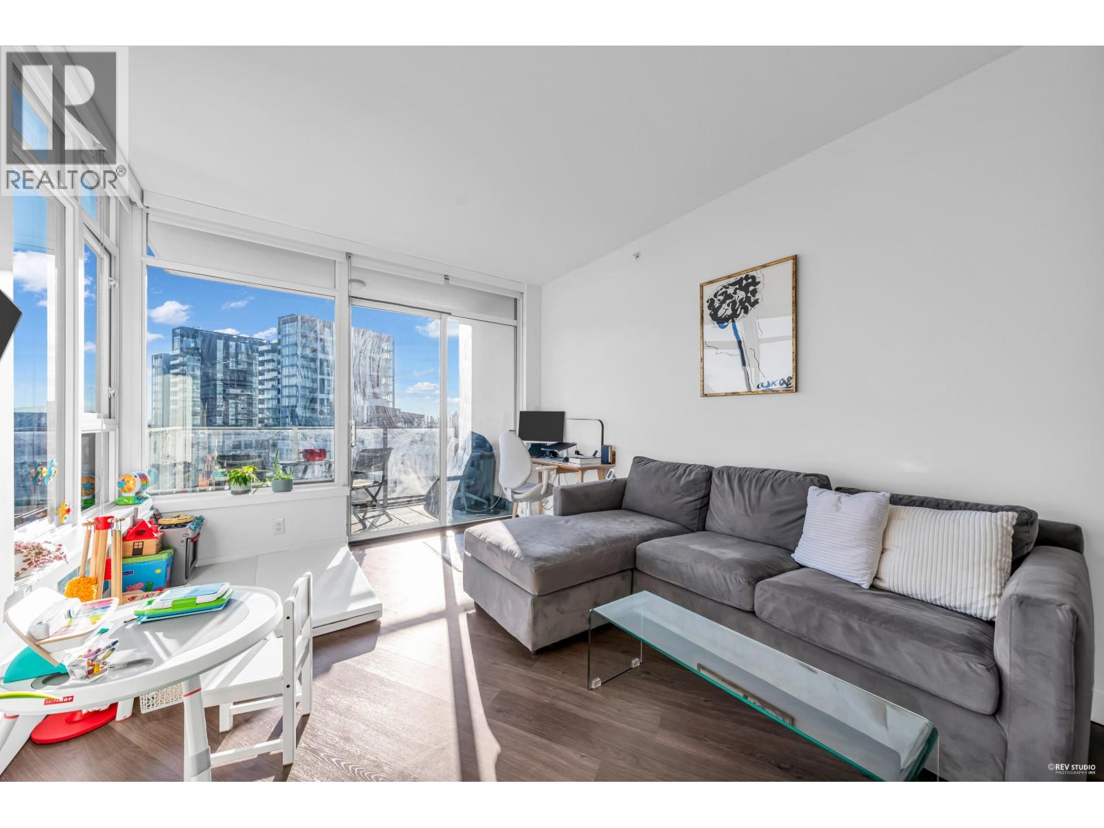 716 3557 Sawmill Crescent, Vancouver, British Columbia  V5S 0E2 - Photo 3 - R3160490