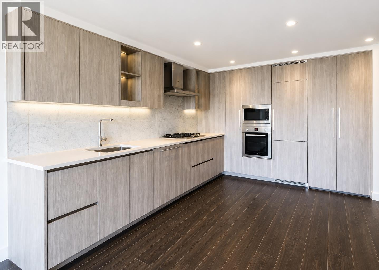 407 4720 Lougheed Highway, Burnaby, British Columbia  V5C 0M8 - Photo 3 - R3160492