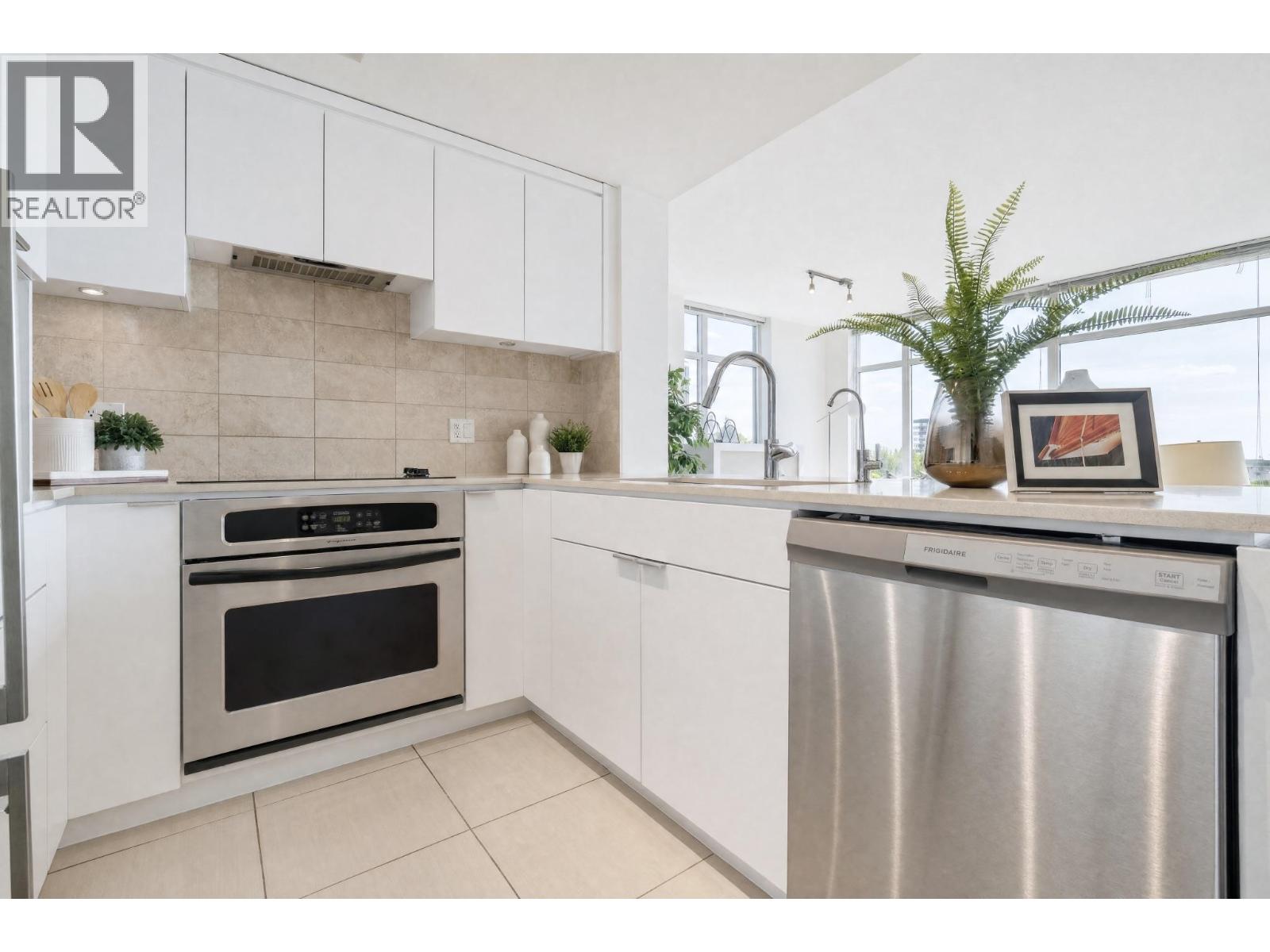 601 1320 Chesterfield Avenue, North Vancouver, British Columbia  V7M 0A6 - Photo 11 - R3160502