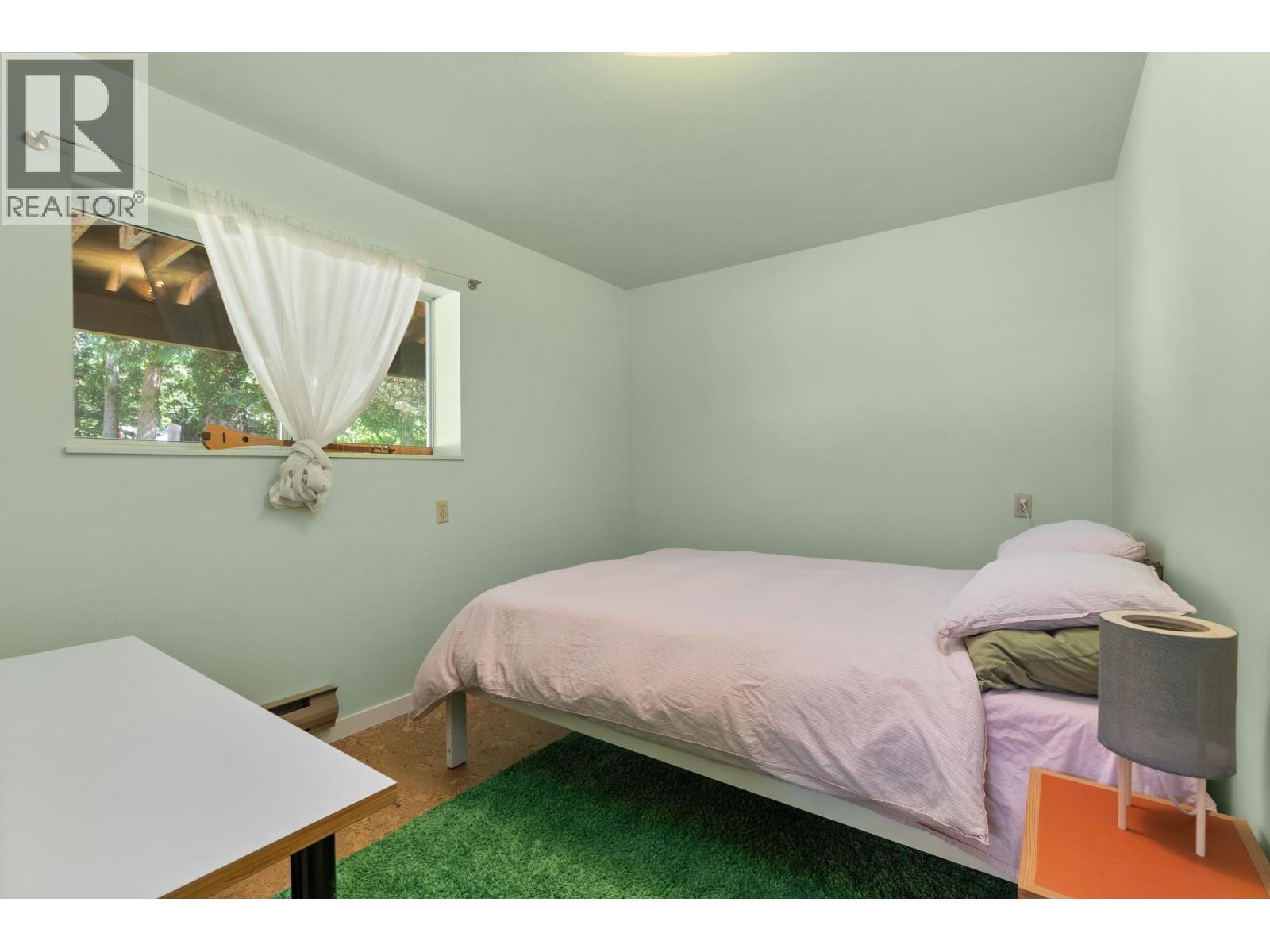 8044 Dogwood Drive, Halfmoon Bay, British Columbia  V7Z 1A7 - Photo 26 - R3160472