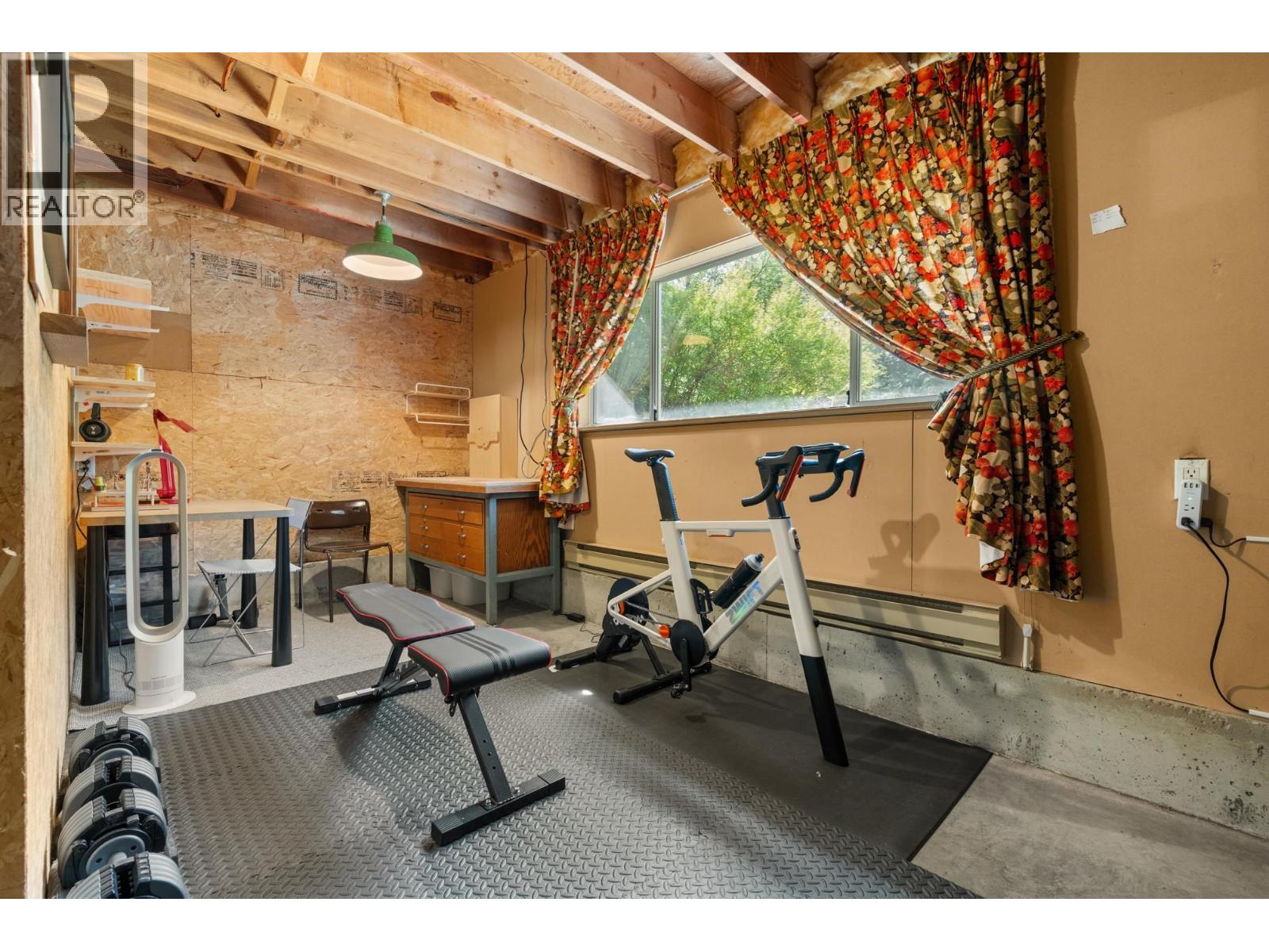 8044 Dogwood Drive, Halfmoon Bay, British Columbia  V7Z 1A7 - Photo 27 - R3160472