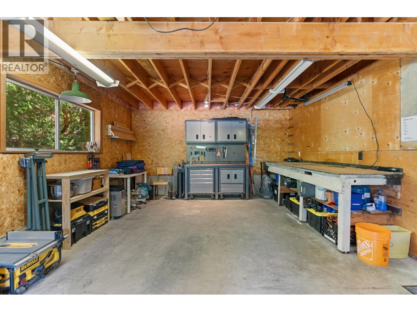 8044 Dogwood Drive, Halfmoon Bay, British Columbia  V7Z 1A7 - Photo 28 - R3160472