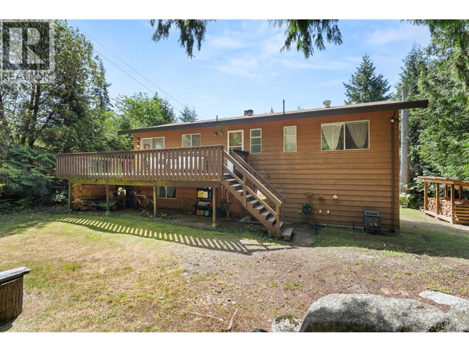 8044 Dogwood Drive, Halfmoon Bay, British Columbia  V7Z 1A7 - Photo 29 - R3160472