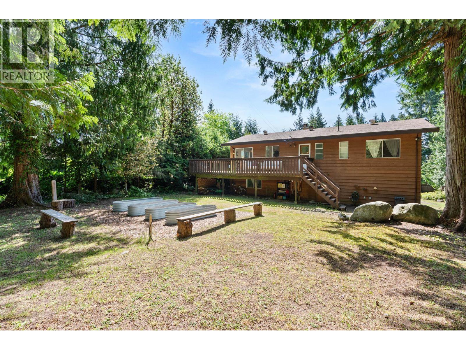 8044 Dogwood Drive, Halfmoon Bay, British Columbia  V7Z 1A7 - Photo 30 - R3160472