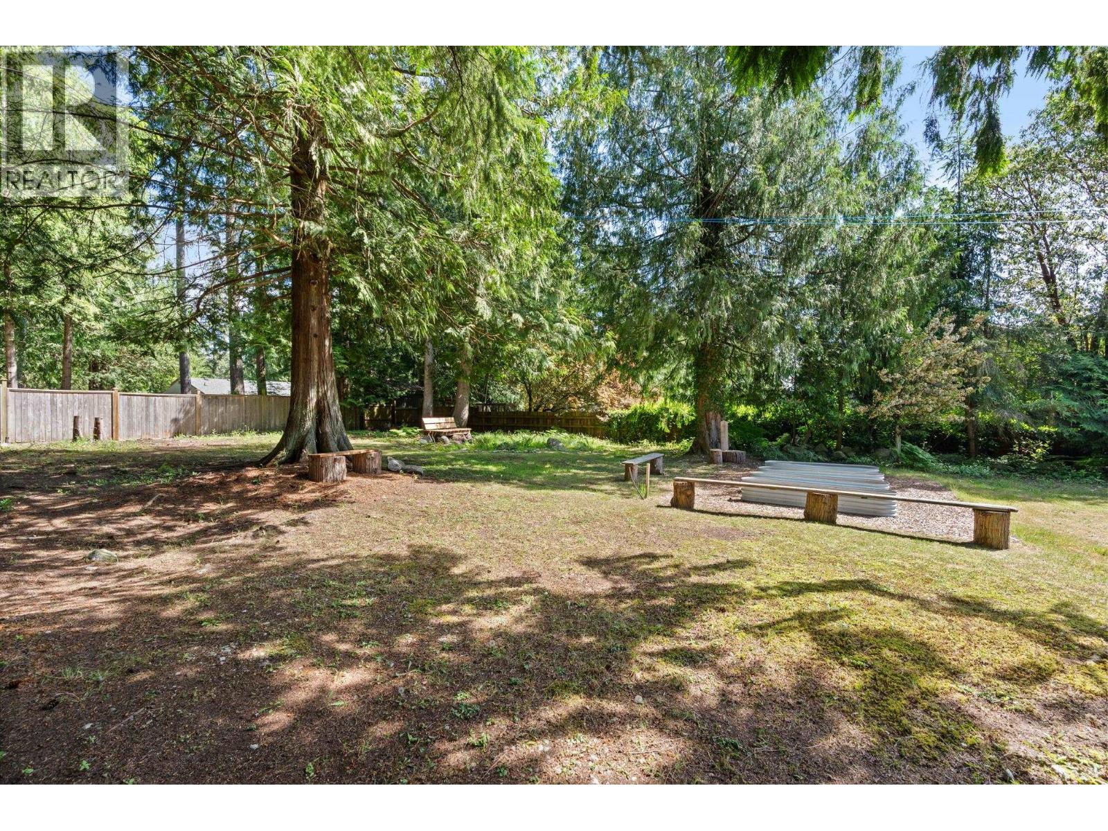 8044 Dogwood Drive, Halfmoon Bay, British Columbia  V7Z 1A7 - Photo 32 - R3160472