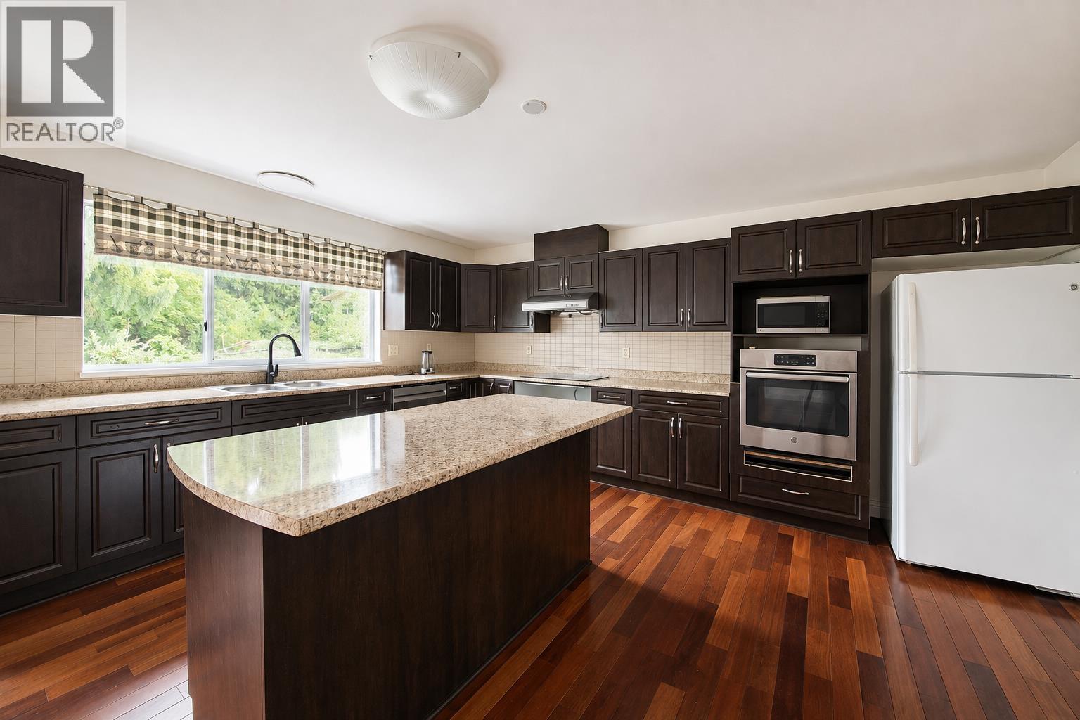 963 Merritt Street, Coquitlam, British Columbia  V3J 7K9 - Photo 8 - R3160481