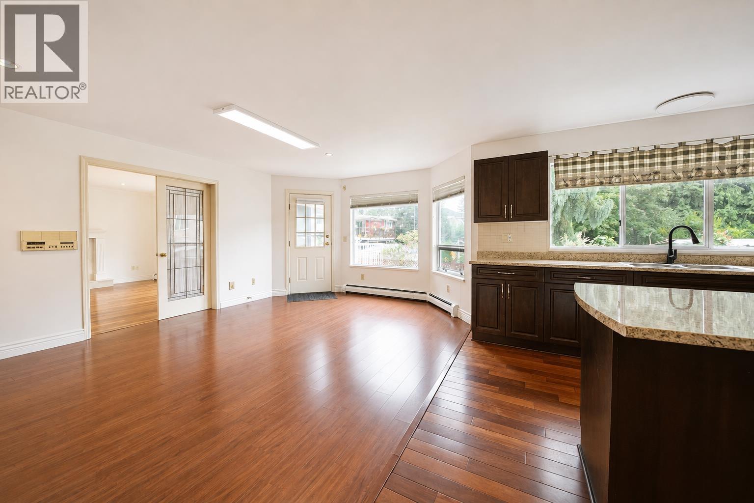 963 Merritt Street, Coquitlam, British Columbia  V3J 7K9 - Photo 9 - R3160481