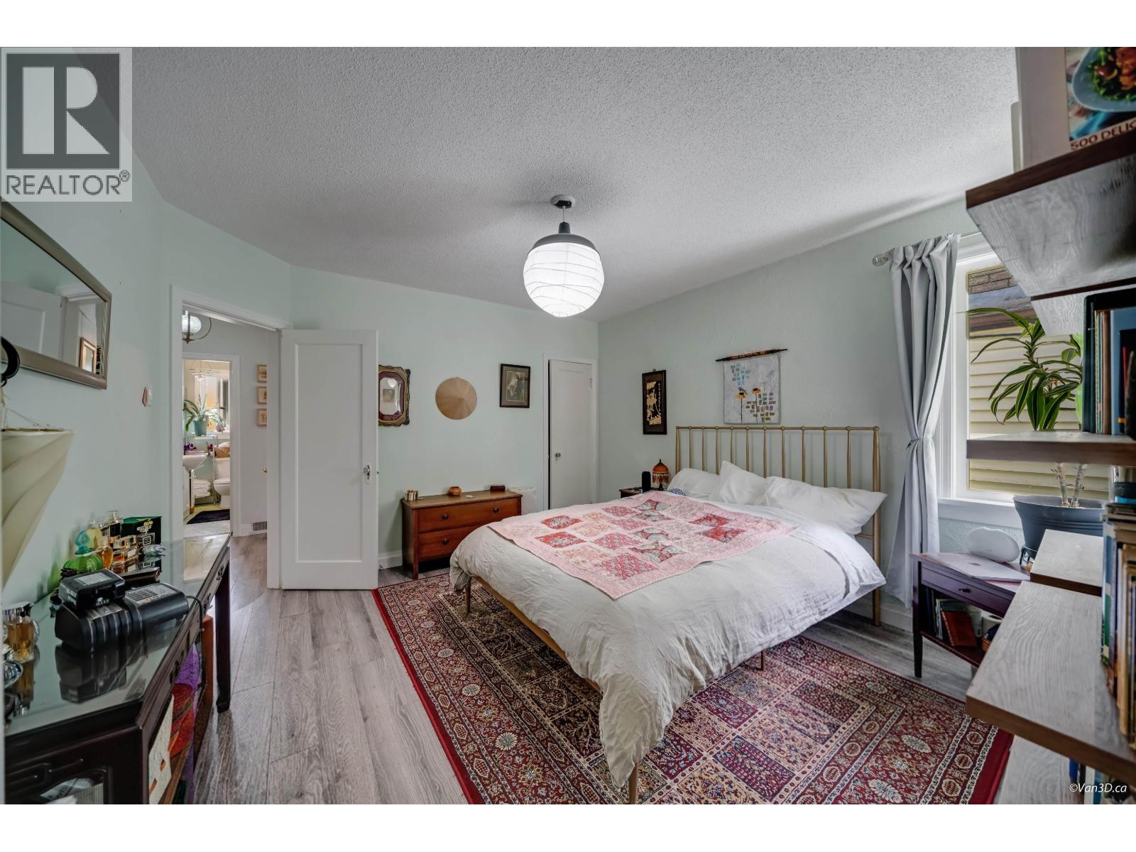 1978 E 8th Avenue, Vancouver, British Columbia  V5N 1V1 - Photo 17 - R3160500