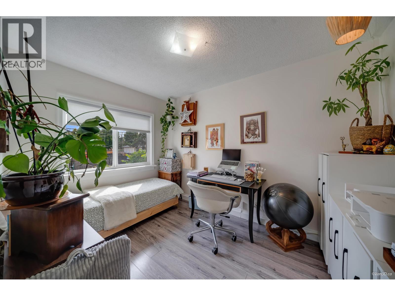 1978 E 8th Avenue, Vancouver, British Columbia  V5N 1V1 - Photo 21 - R3160500