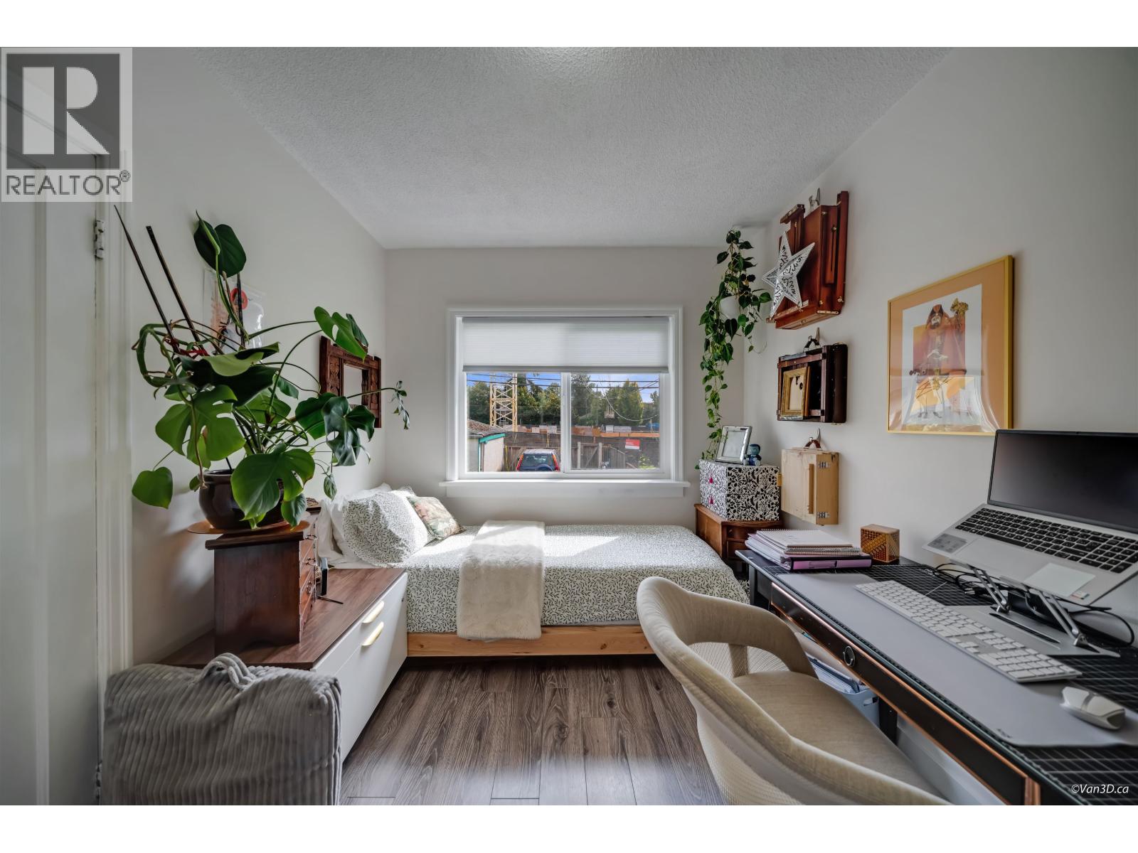 1978 E 8th Avenue, Vancouver, British Columbia  V5N 1V1 - Photo 22 - R3160500