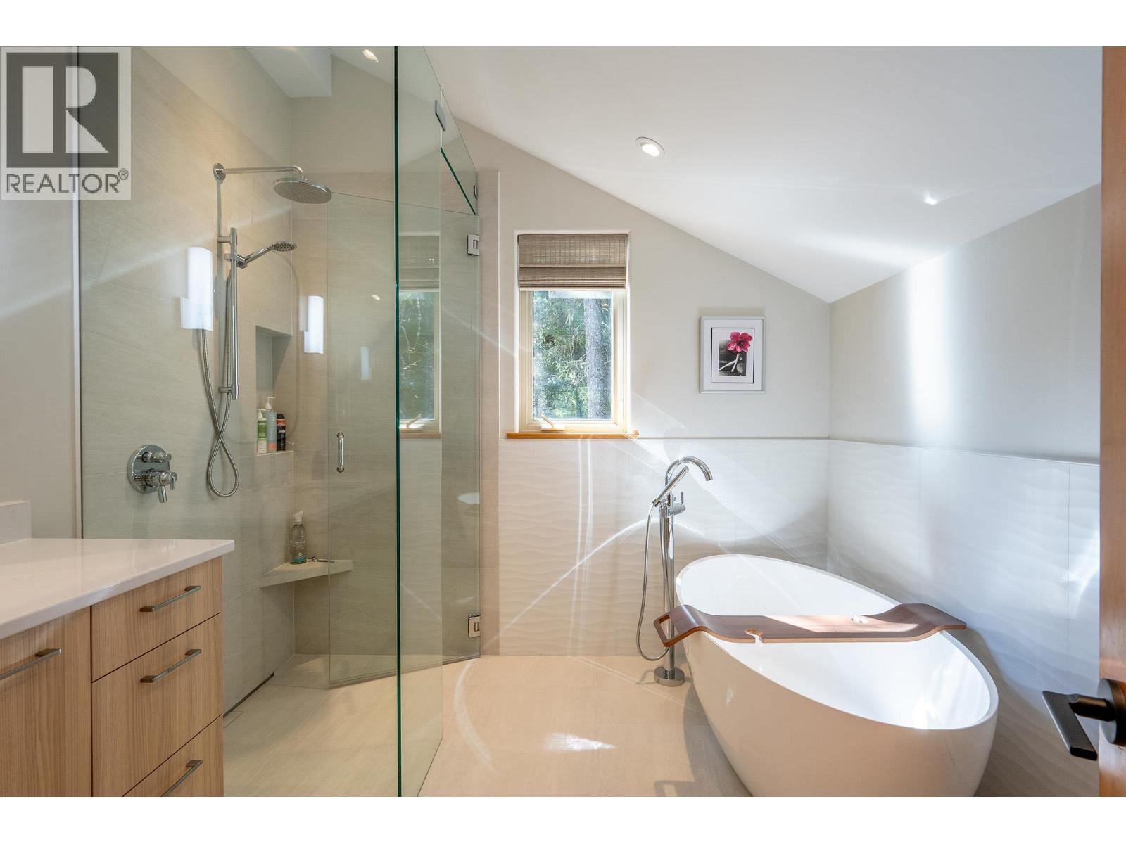 3125 Hawthorne Place, Whistler, British Columbia  V8E 0B8 - Photo 14 - R3160503