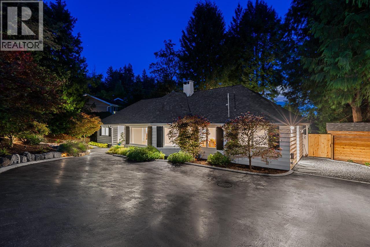 4740 RUTLAND ROAD, west vancouver, British Columbia