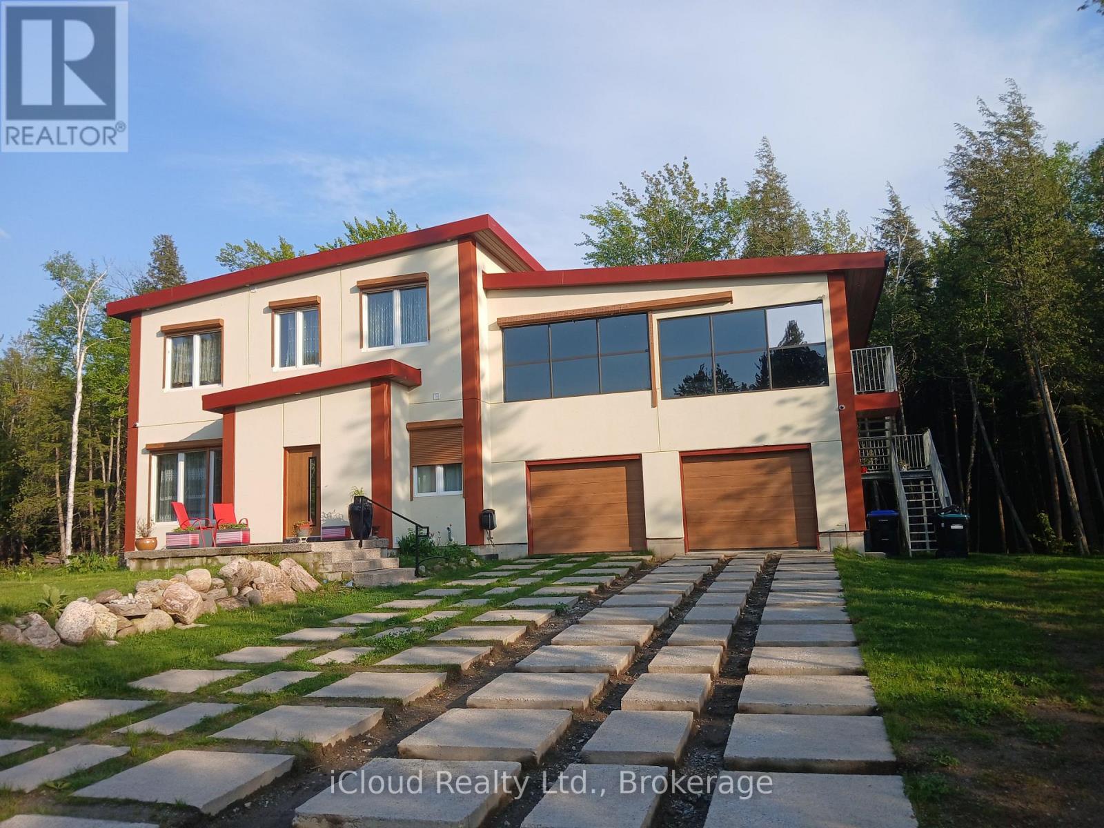 2216 Champlain Road, Tiny, Ontario  L9M 0C4 - Photo 2 - S13733500