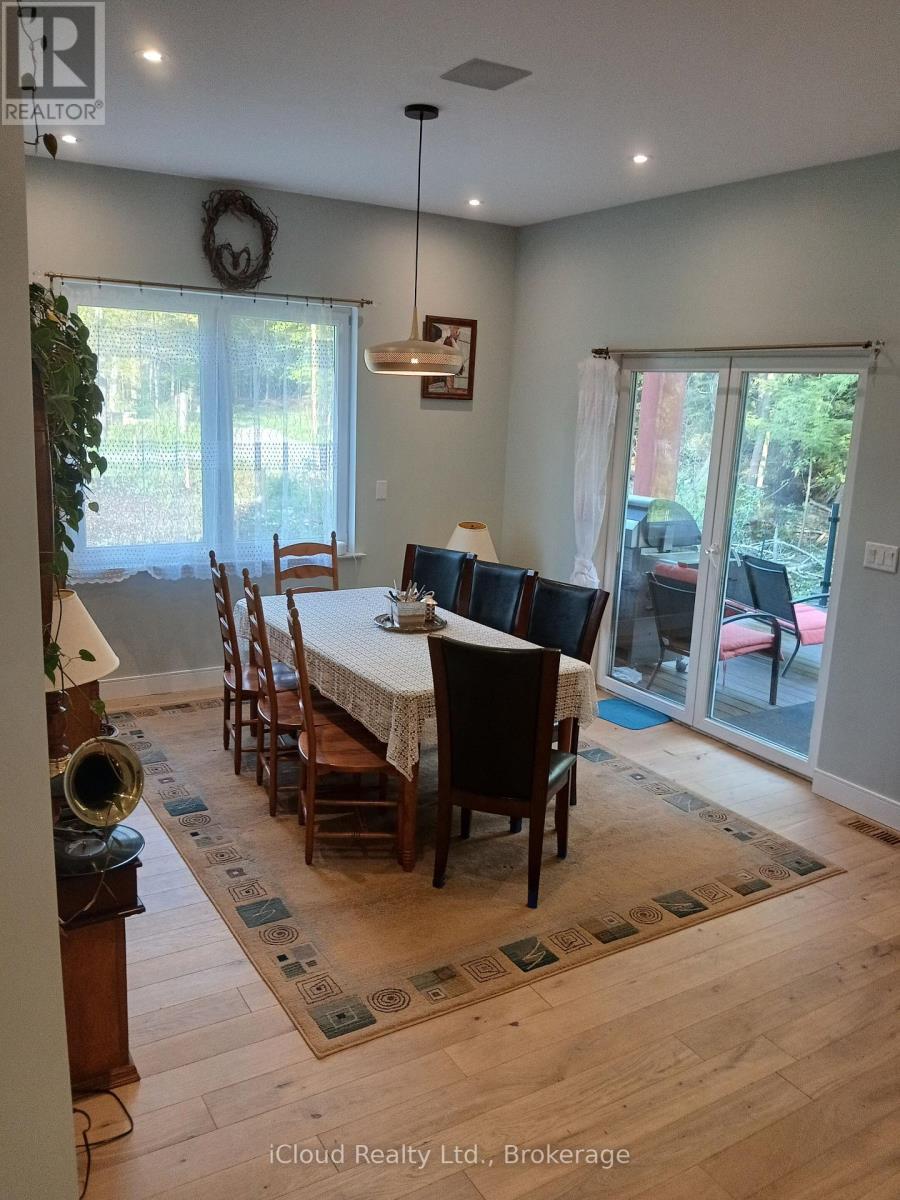 2216 Champlain Road, Tiny, Ontario  L9M 0C4 - Photo 8 - S13733500
