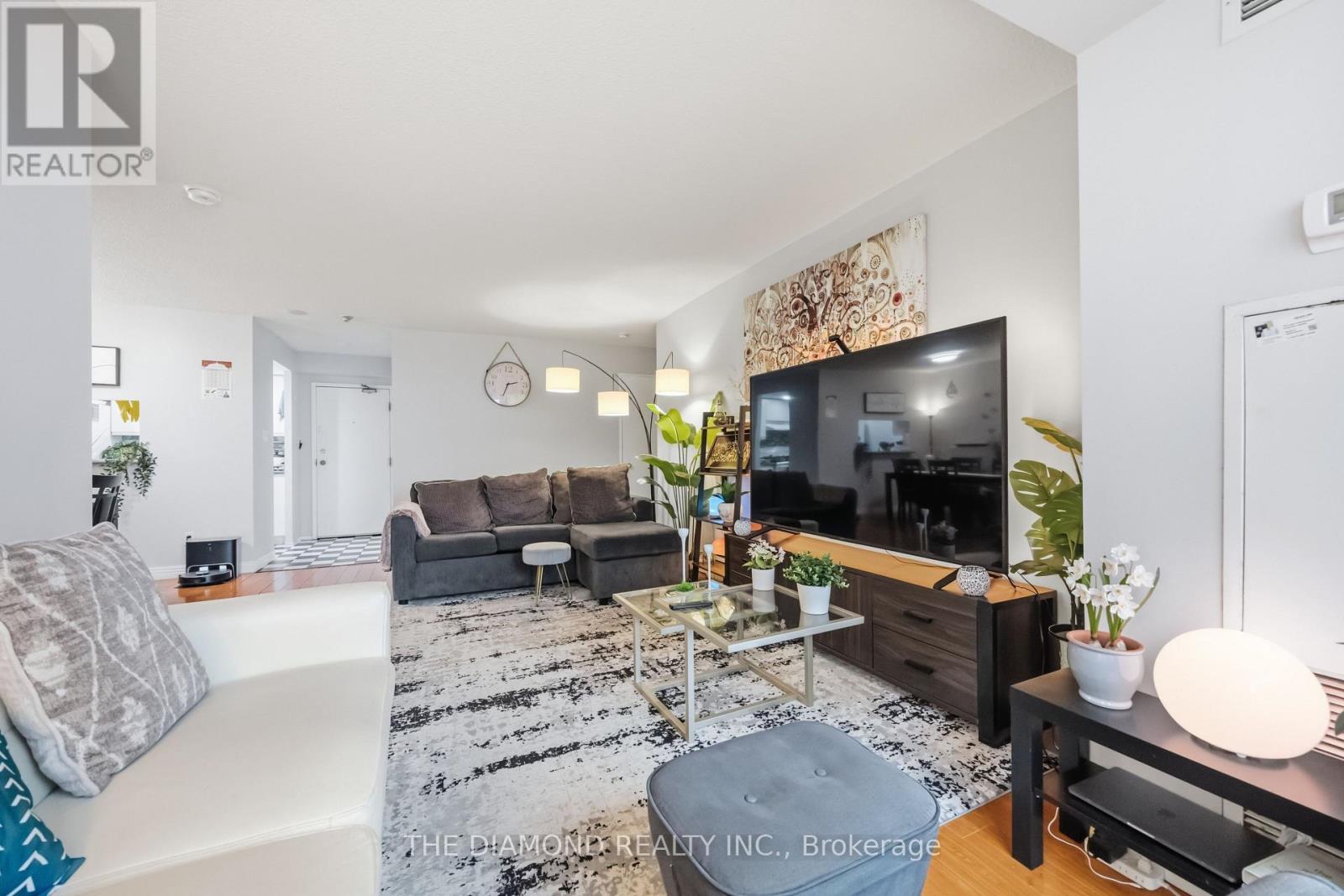 816 - 2550 Lawrence Avenue E, Toronto, Ontario  M1P 4Z3 - Photo 14 - E13732352