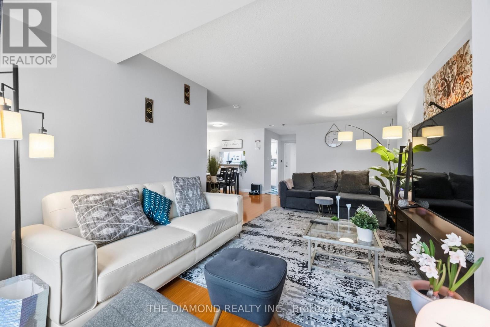 816 - 2550 Lawrence Avenue E, Toronto, Ontario  M1P 4Z3 - Photo 15 - E13732352