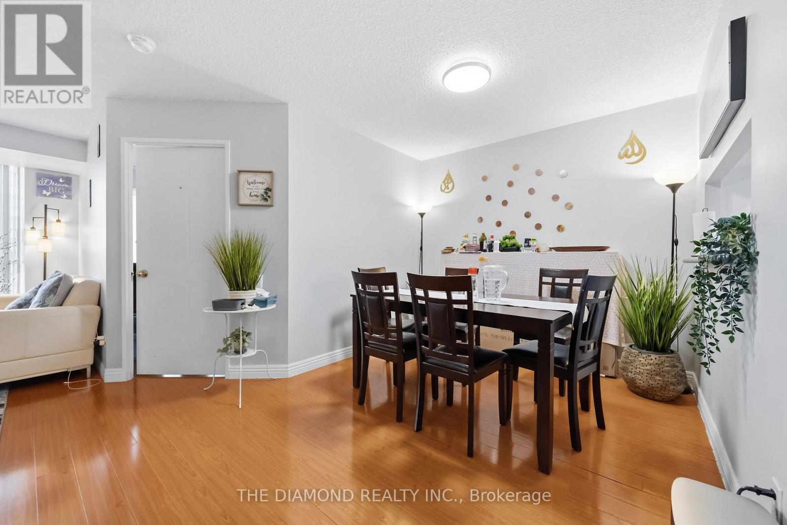 816 - 2550 Lawrence Avenue E, Toronto, Ontario  M1P 4Z3 - Photo 7 - E13732352