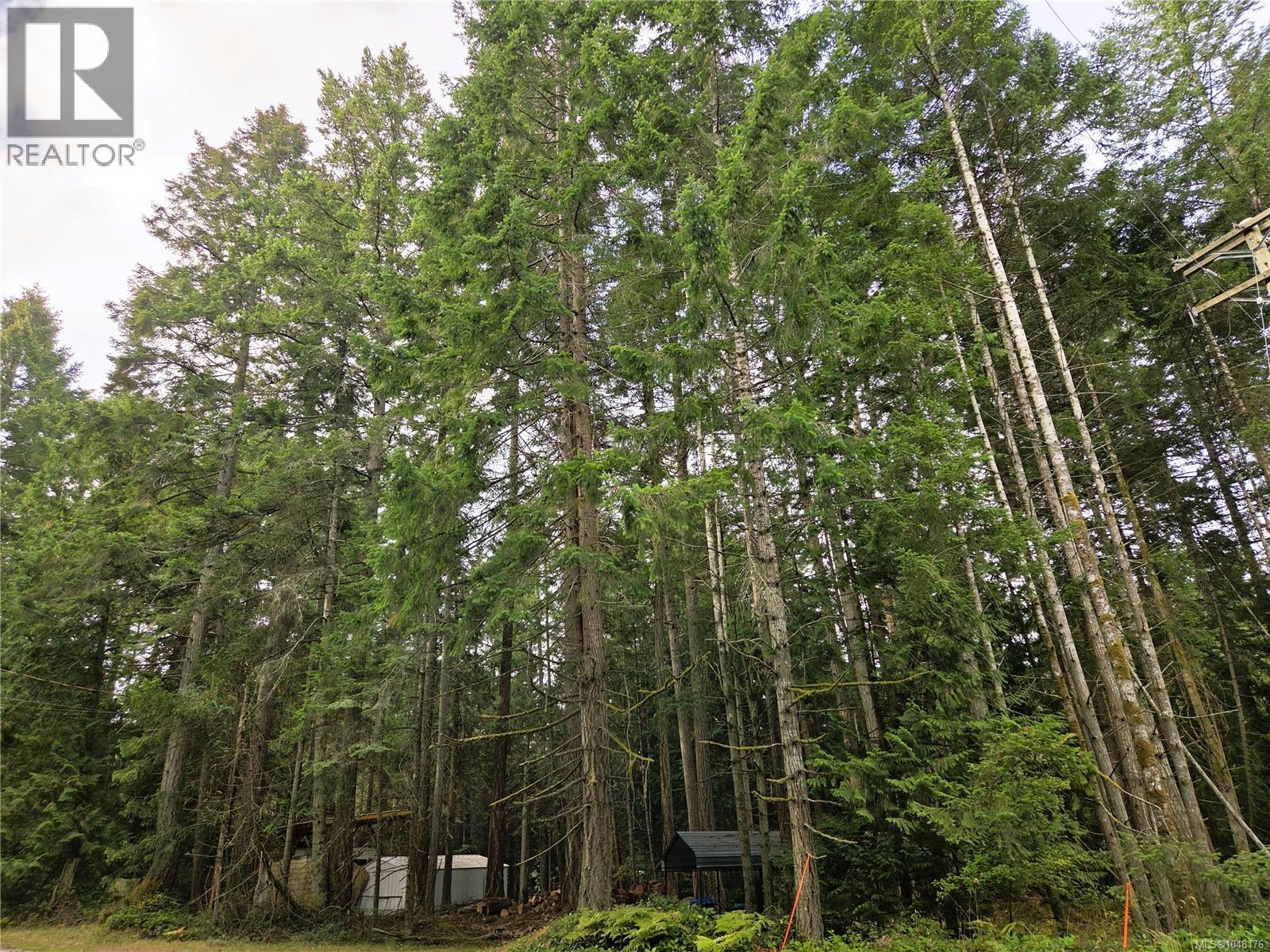 323 Davis Rd, Gabriola Island, British Columbia  V0R 1X1 - Photo 3 - 1048176
