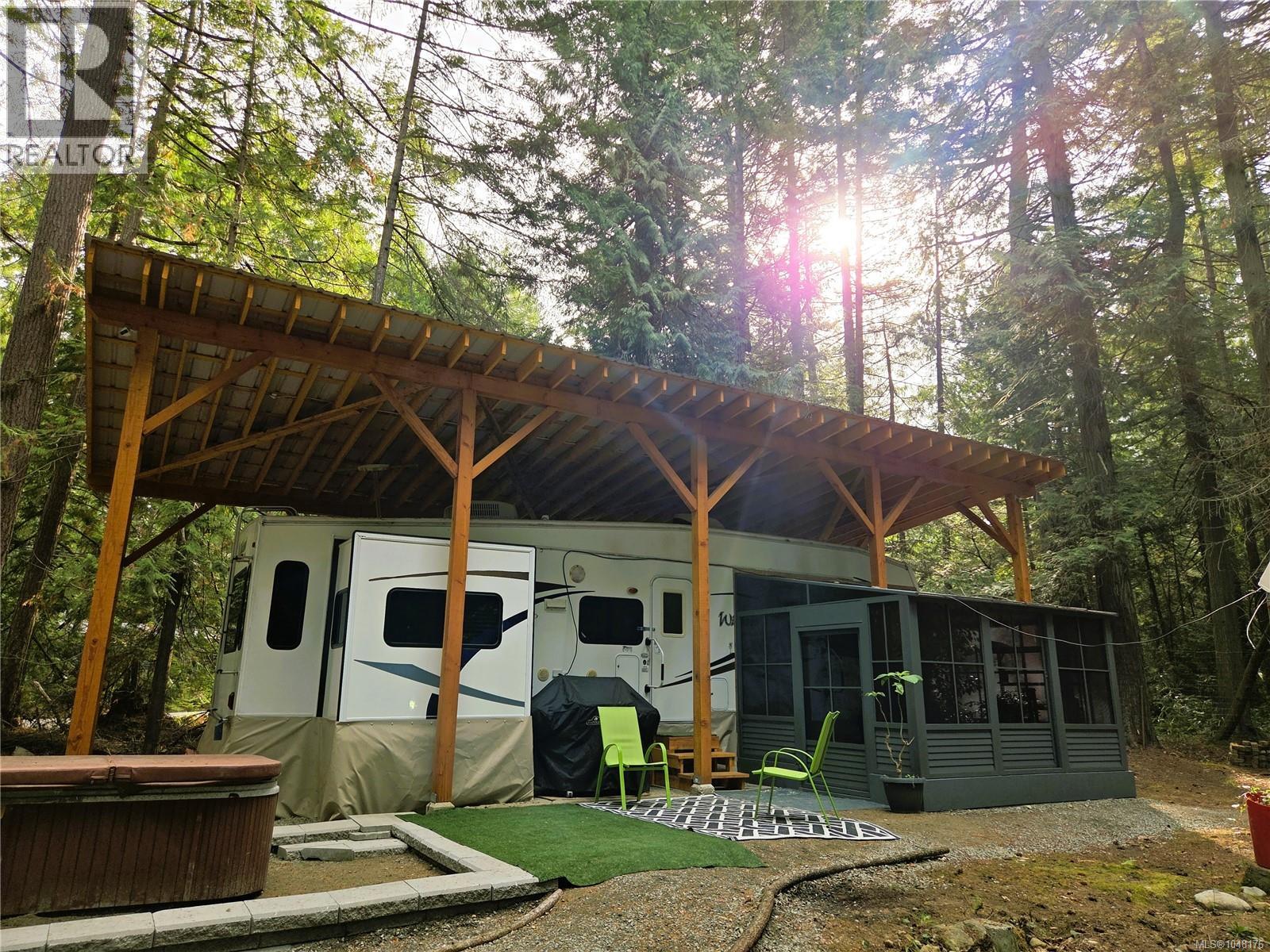 323 Davis Rd, Gabriola Island, British Columbia  V0R 1X1 - Photo 8 - 1048176