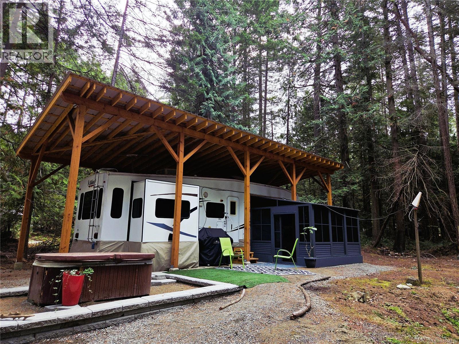 323 Davis Rd, Gabriola Island, British Columbia  V0R 1X1 - Photo 9 - 1048176