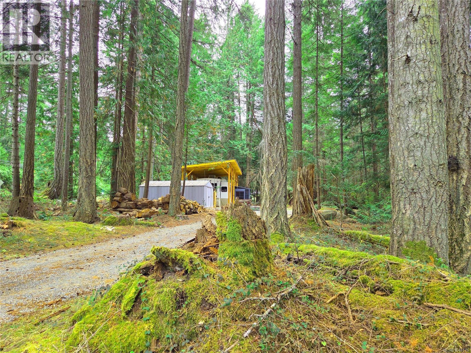 323 Davis Rd, Gabriola Island, British Columbia  V0R 1X1 - Photo 6 - 1048176