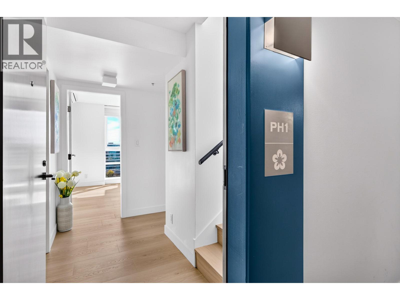 Ph1 7988 Ackroyd Road, Richmond, British Columbia  V6X 0K6 - Photo 4 - R3160192