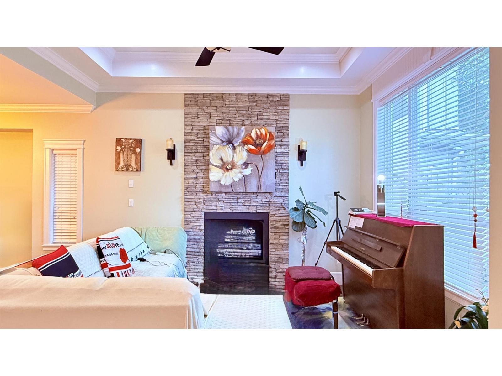 9361 124 Street, Surrey, British Columbia  V3V 4S2 - Photo 8 - R3160395