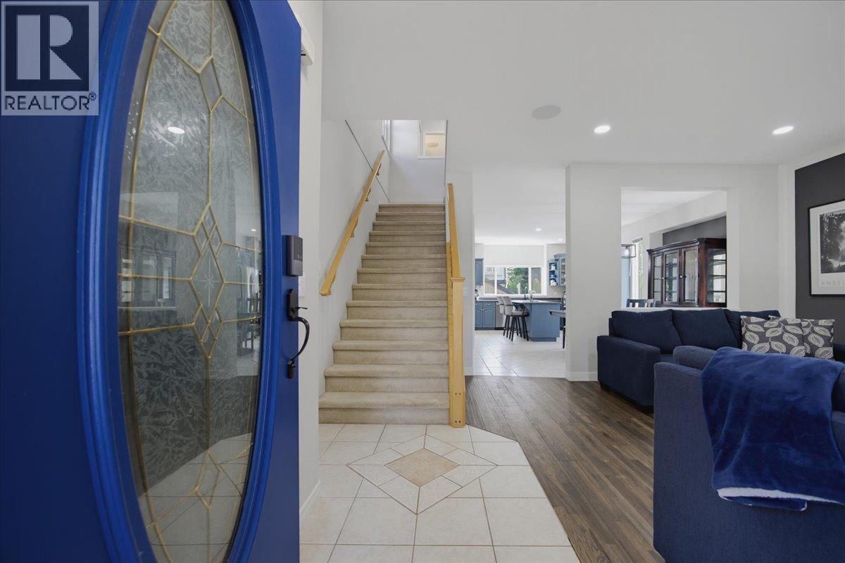 24030 102a Avenue, Maple Ridge, British Columbia  V2W 2A2 - Photo 4 - R3160283