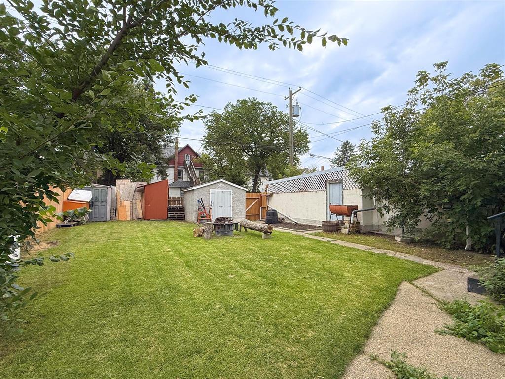 336 12th Street, Brandon, Manitoba  R7A 4M2 - Photo 18 - 202621936