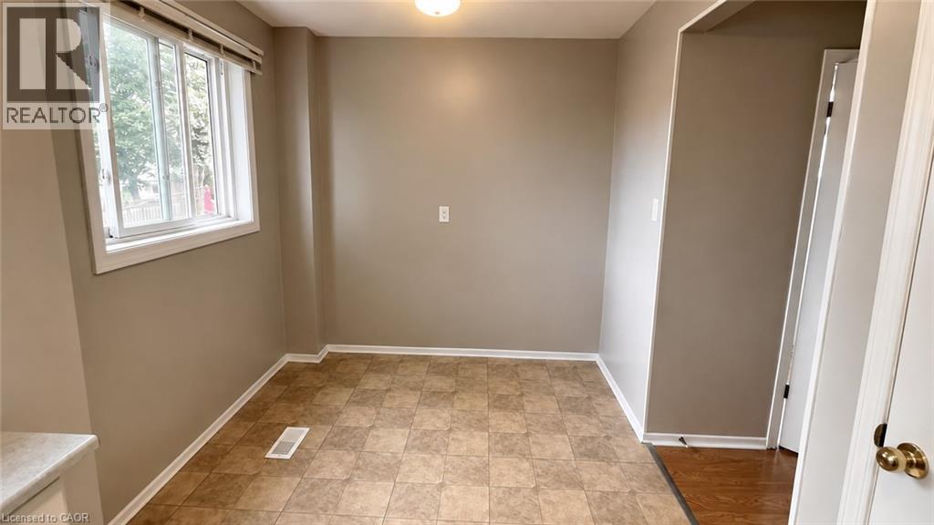 569 Hayward Crescent, Milton, Ontario  L9T 4T8 - Photo 7 - 40859689