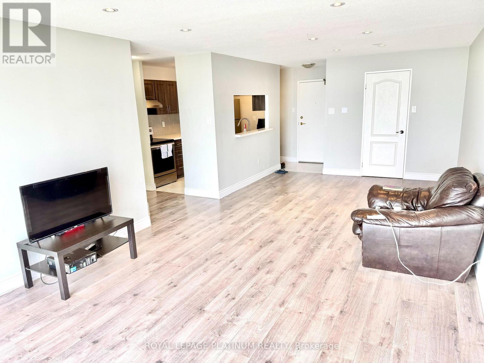 Ph#5 - 4205 Shipp Drive, Mississauga, Ontario  L4Z 2Y9 - Photo 5 - W13711182
