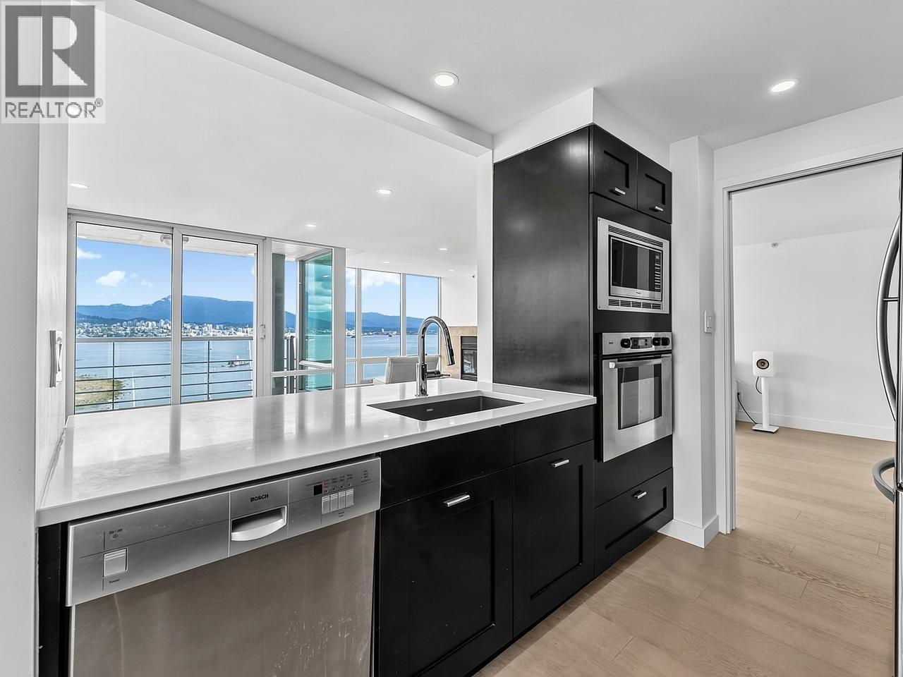 1901 590 Nicola Street, Vancouver, British Columbia  V6G 3J8 - Photo 10 - R3159621