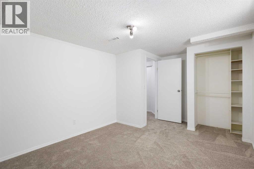 117 Douglasbank Way Se, Calgary, Alberta  T2Z 1W4 - Photo 29 - A2328272