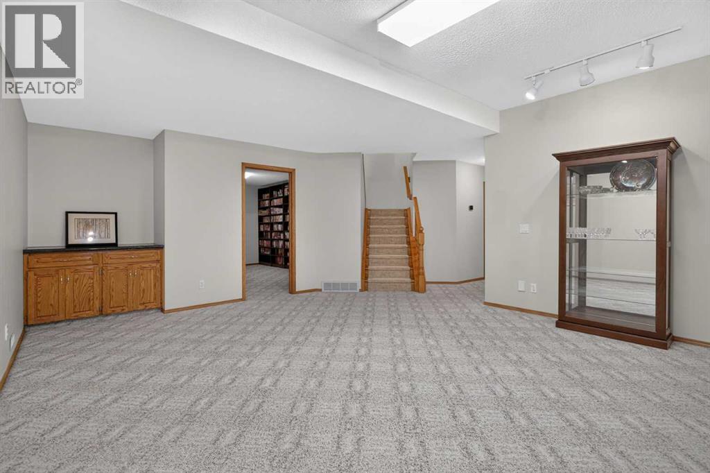 152 Waterstone Place SE, Airdrie, Alberta  T4B 2G1 - Photo 23 - A2339248