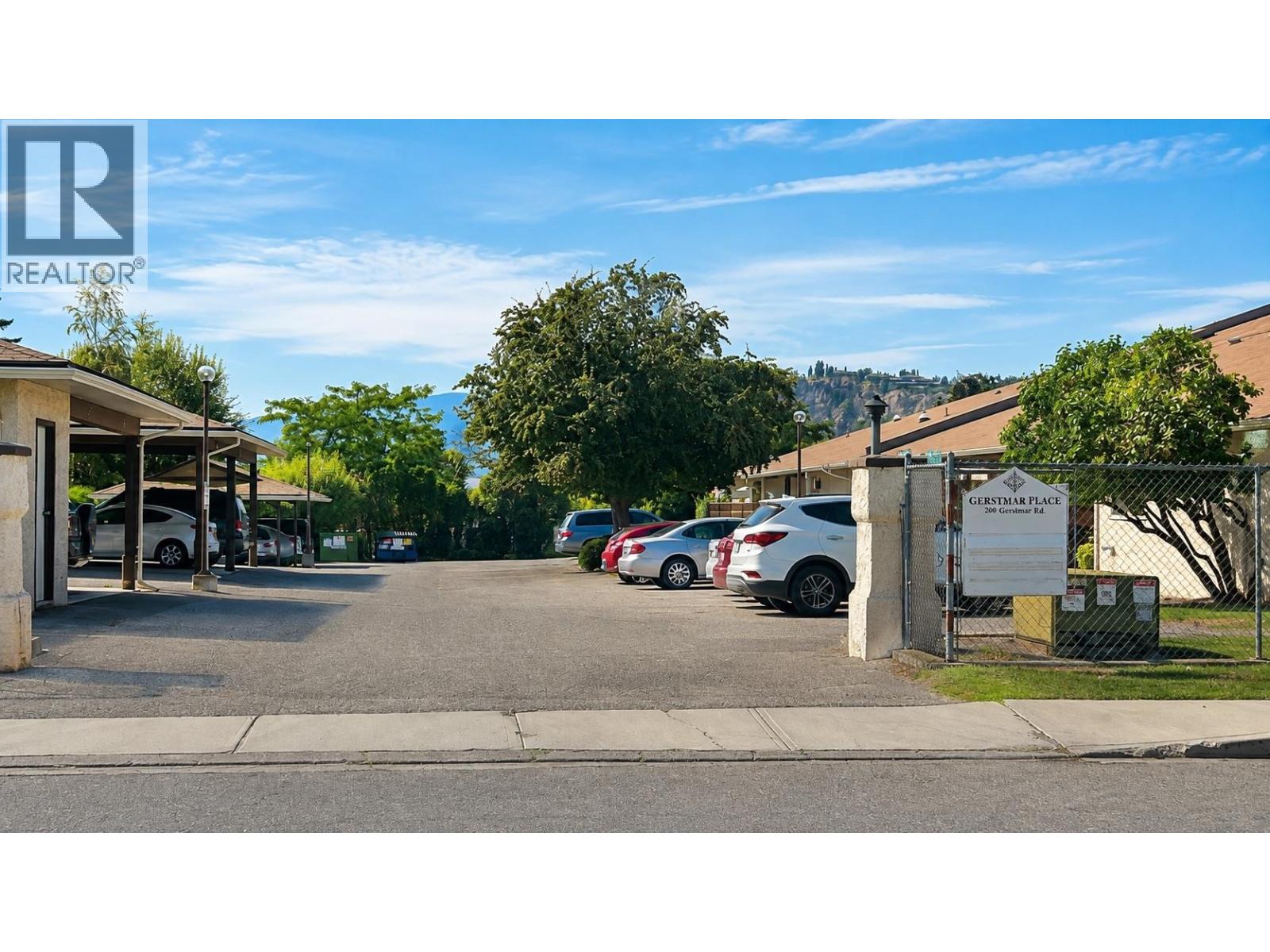 200 Gerstmar Road Unit# 11, Kelowna, British Columbia