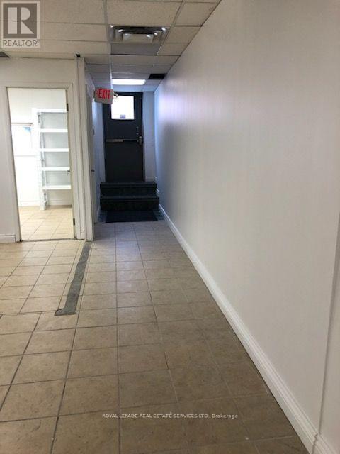 1840 Danforth Avenue, Toronto, Ontario  M4C 1H8 - Photo 9 - E13589230