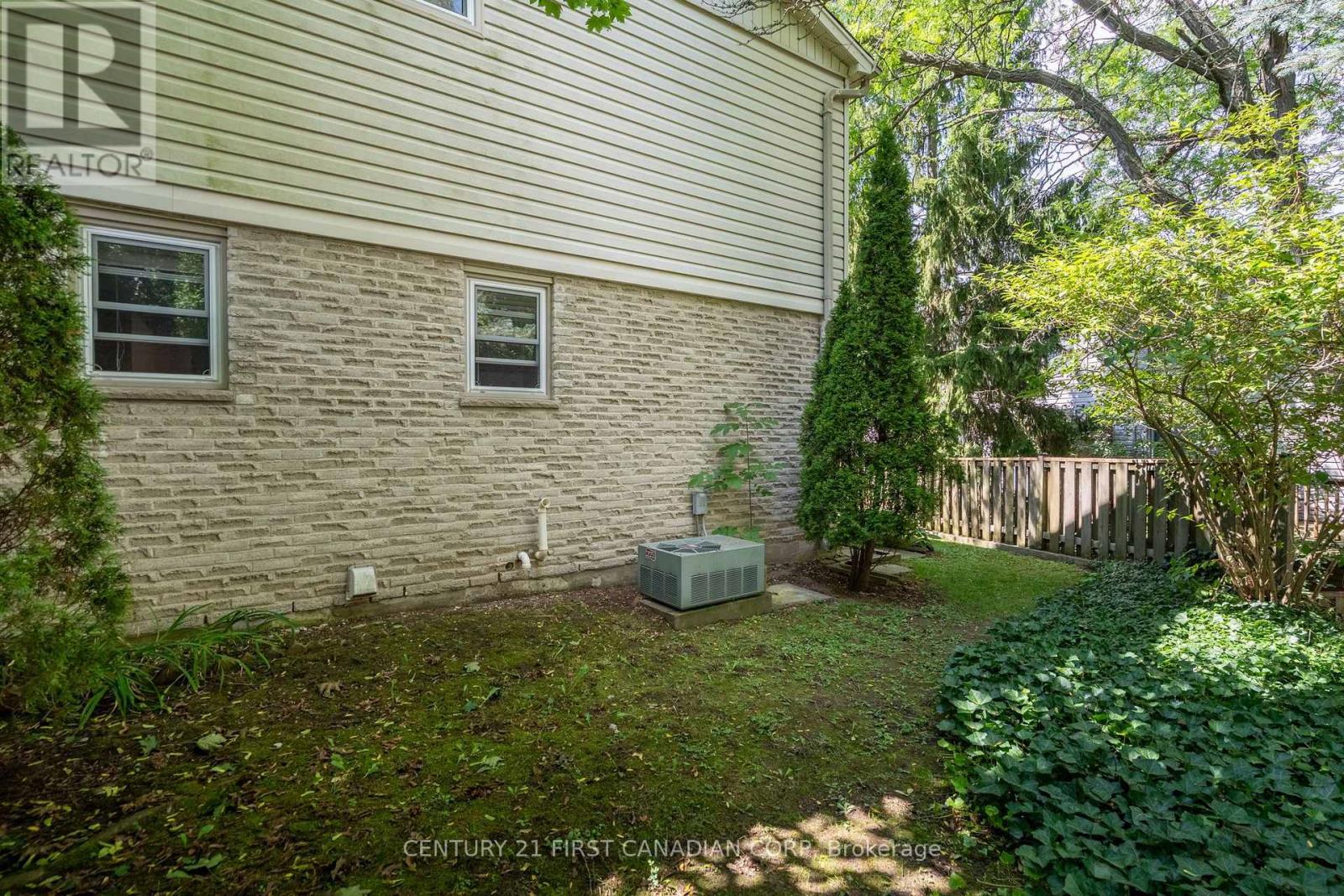 327 Everglade Crescent, London North, Ontario  N6H 4M7 - Photo 37 - X13731422