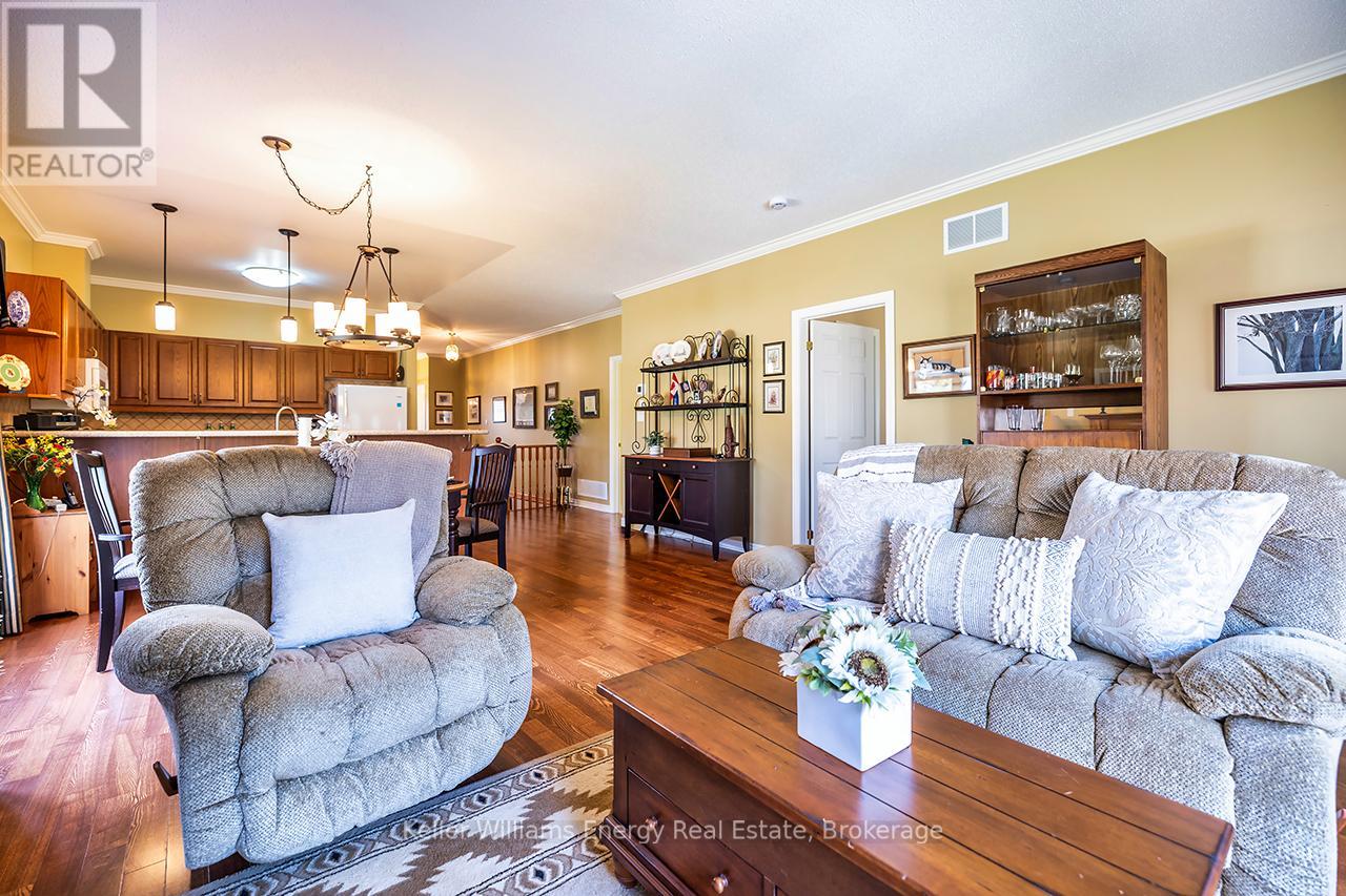 8 Hinkley Trail, Clarington, Ontario  L1B 1P4 - Photo 29 - E13733720